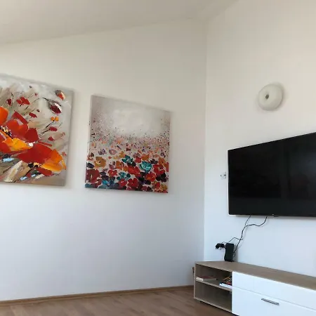 Hana Apartment
